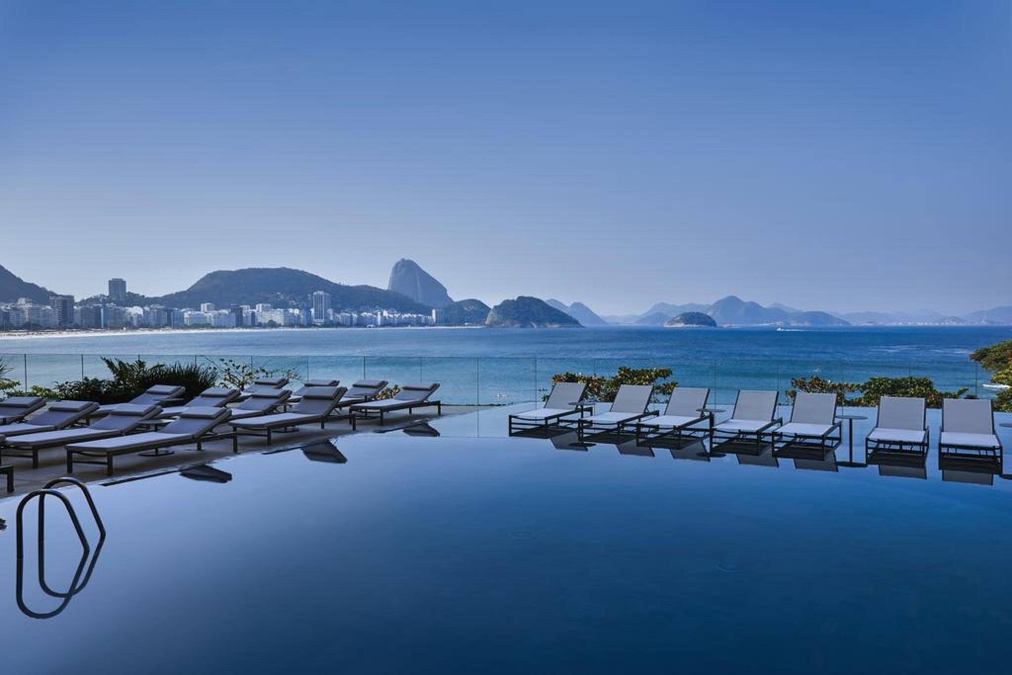 Fairmont Rio De Janeiro Copacabana Esterno foto View of the Atlantic Ocean from the hotel