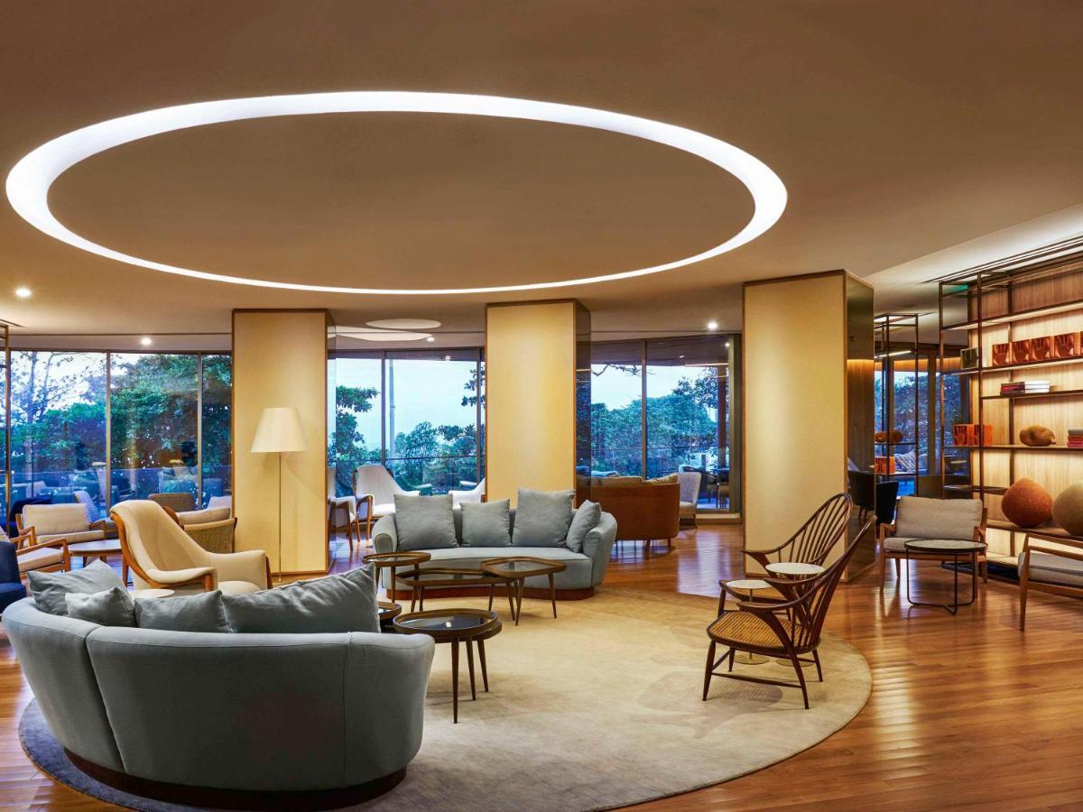Fairmont Rio De Janeiro Copacabana Esterno foto The lobby of the hotel
